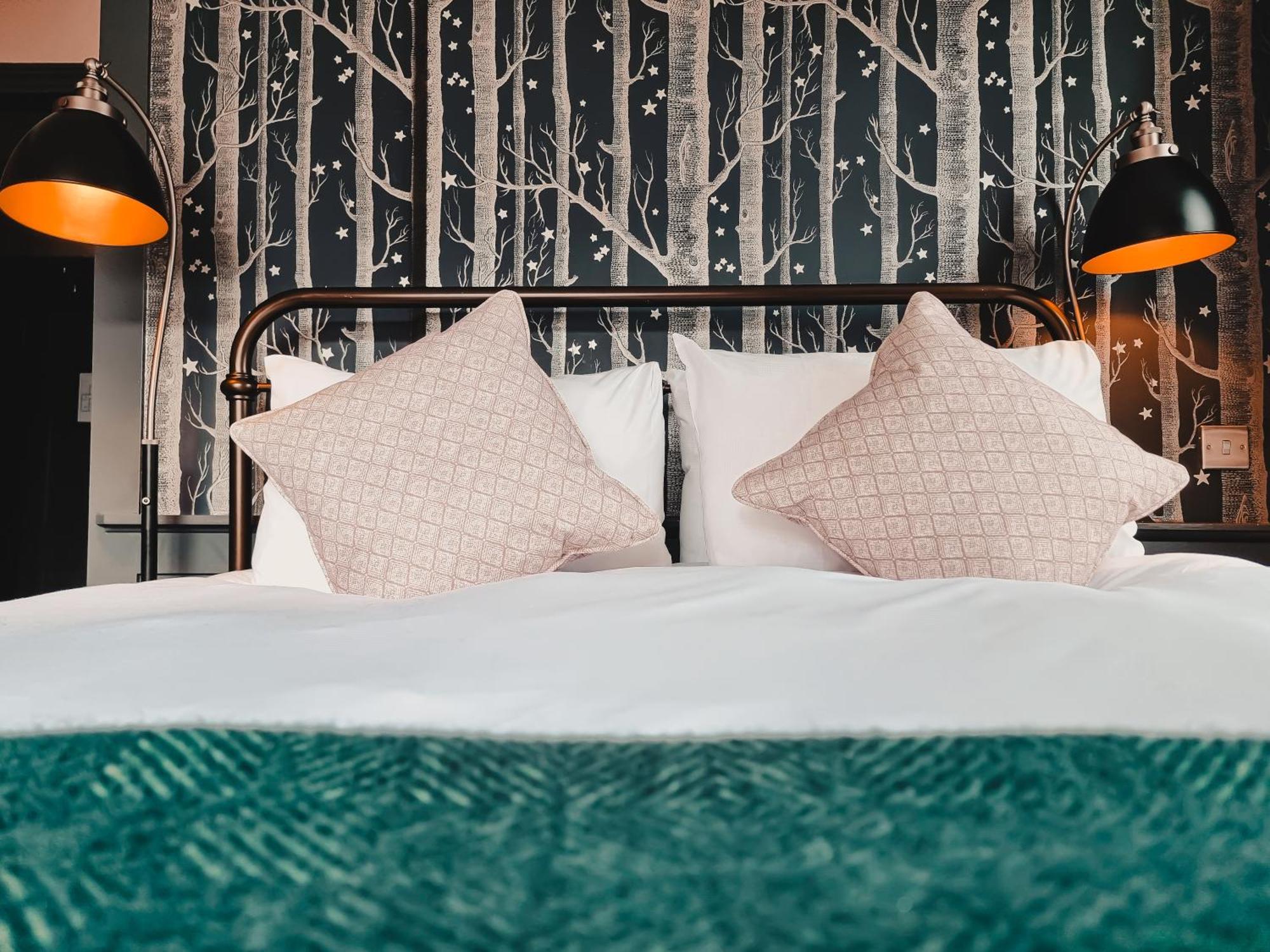The Swan Hotel Staines-upon-Thames Esterno foto